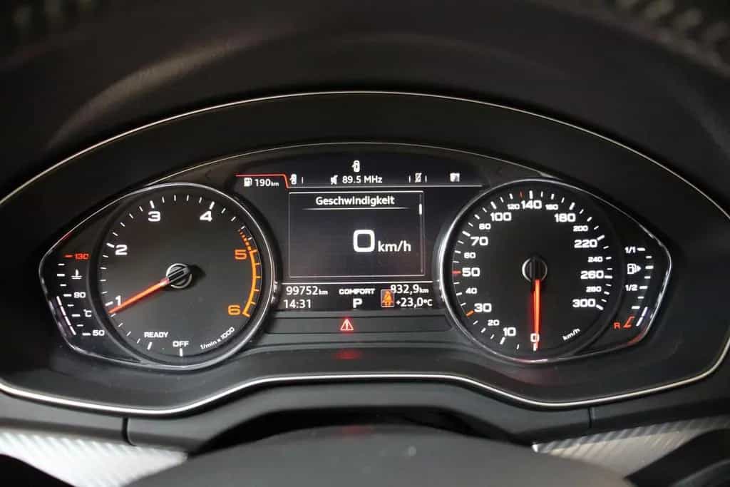 Audi Q5 40 TDI qu. S-tr KAMERA AHK NAVI LED 3Z. KLIMA 10/2019-photo-18