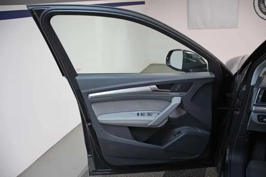 Audi Q5 40 TDI qu. S-tr KAMERA AHK NAVI LED 3Z. KLIMA 10/2019-photo-6
