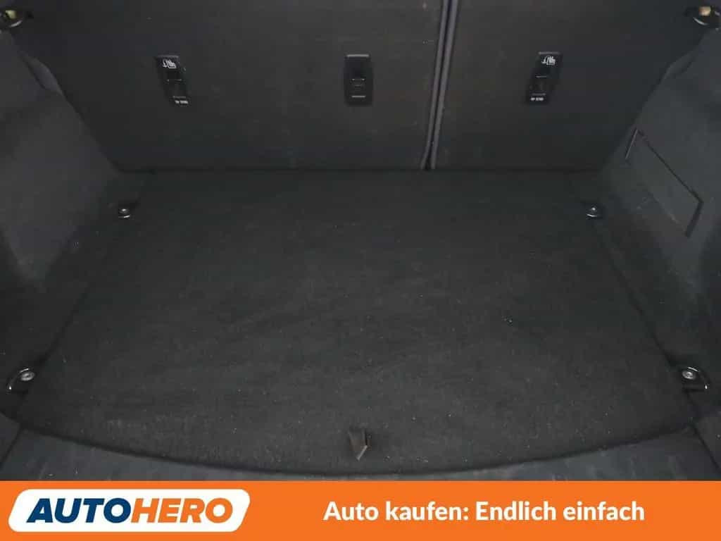 Jaguar E-Pace D150 SE AWD Aut.*NAVI*LED*CAM*TEMPO*SHZ* 03/2020-photo-17