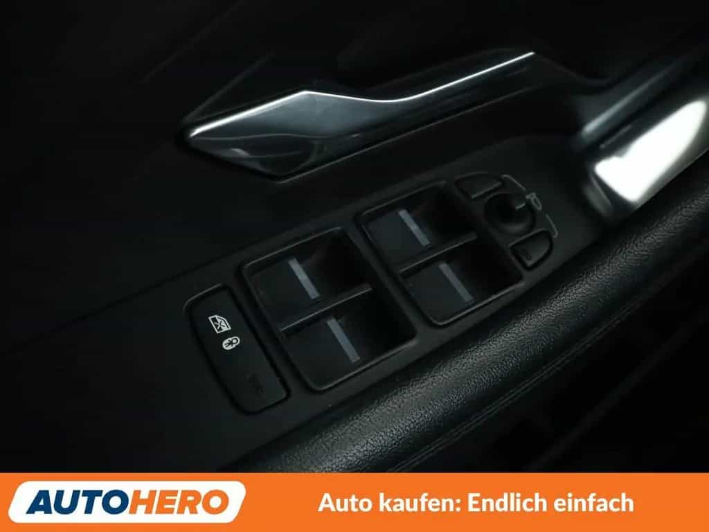 Jaguar E-Pace D150 SE AWD Aut.*NAVI*LED*CAM*TEMPO*SHZ* 03/2020-photo-29