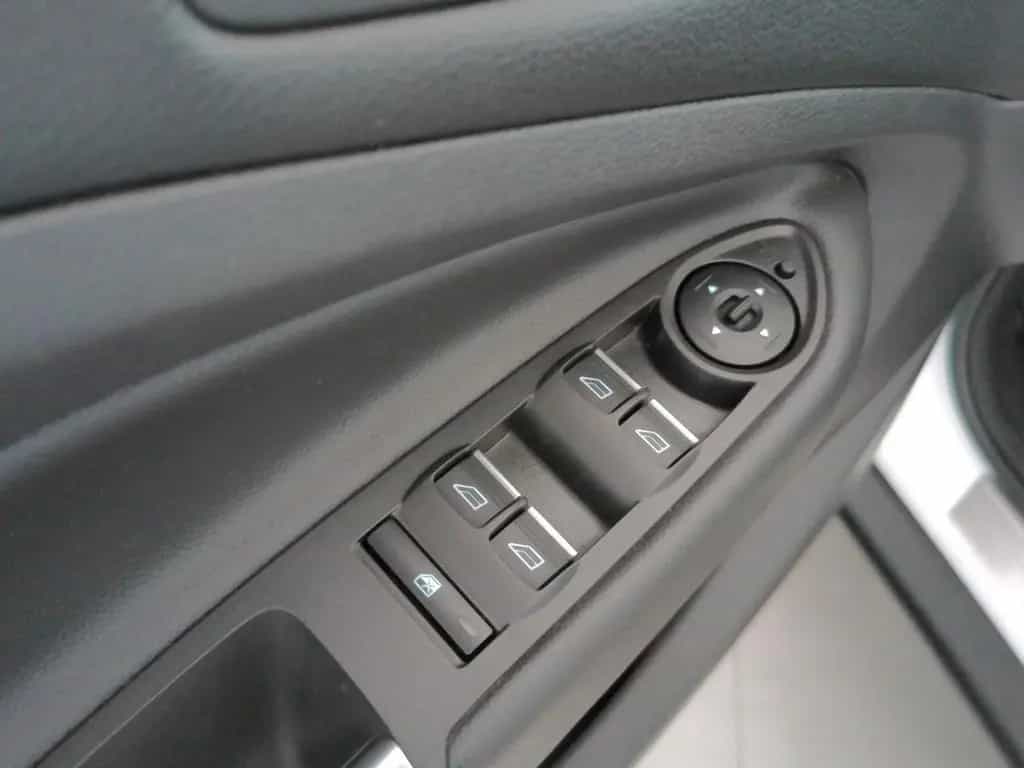 Ford Kuga Titanium Leder/Navi/Panoramad./SHZ/Kamara 04/2017-photo-17