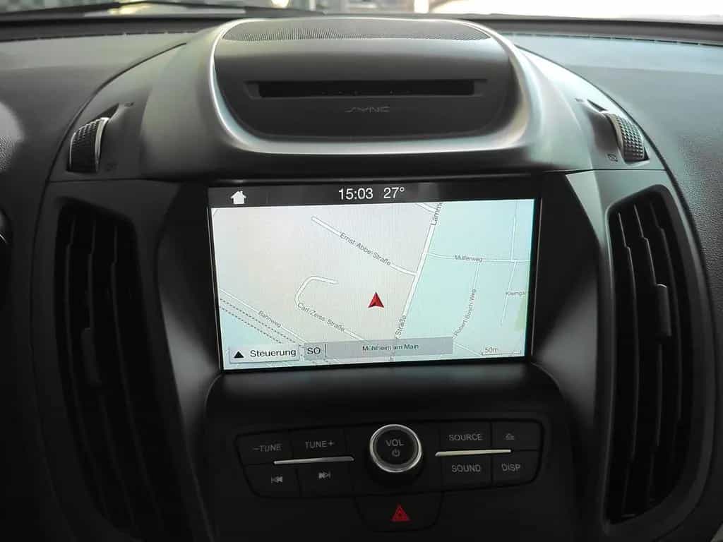 Ford Kuga Titanium Leder/Navi/Panoramad./SHZ/Kamara 04/2017-photo-18