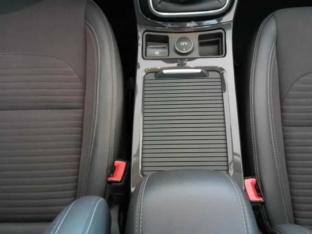 Ford Kuga Titanium Leder/Navi/Panoramad./SHZ/Kamara 04/2017-photo-27