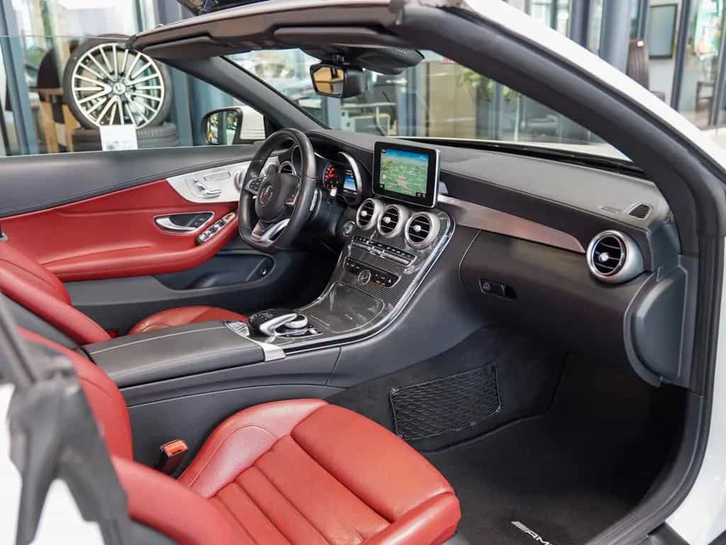 Mercedes-Benz C 300 Cabrio AMG Line cranberry Carbon Burmester 04/2017-photo-11