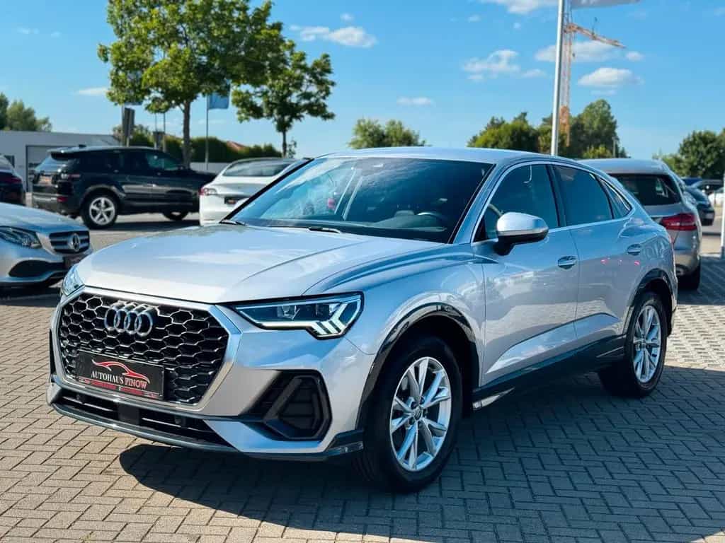 Audi Q3 Sportback 35TFSI S-TRONIC"S-LINE"AHK*AMBIENTE 03/2020-photo-1