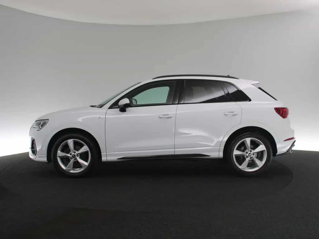 Audi Q3 35 TFSI S line AHK KAMERA SHZ PDC KLIMA 01/2023-photo-22