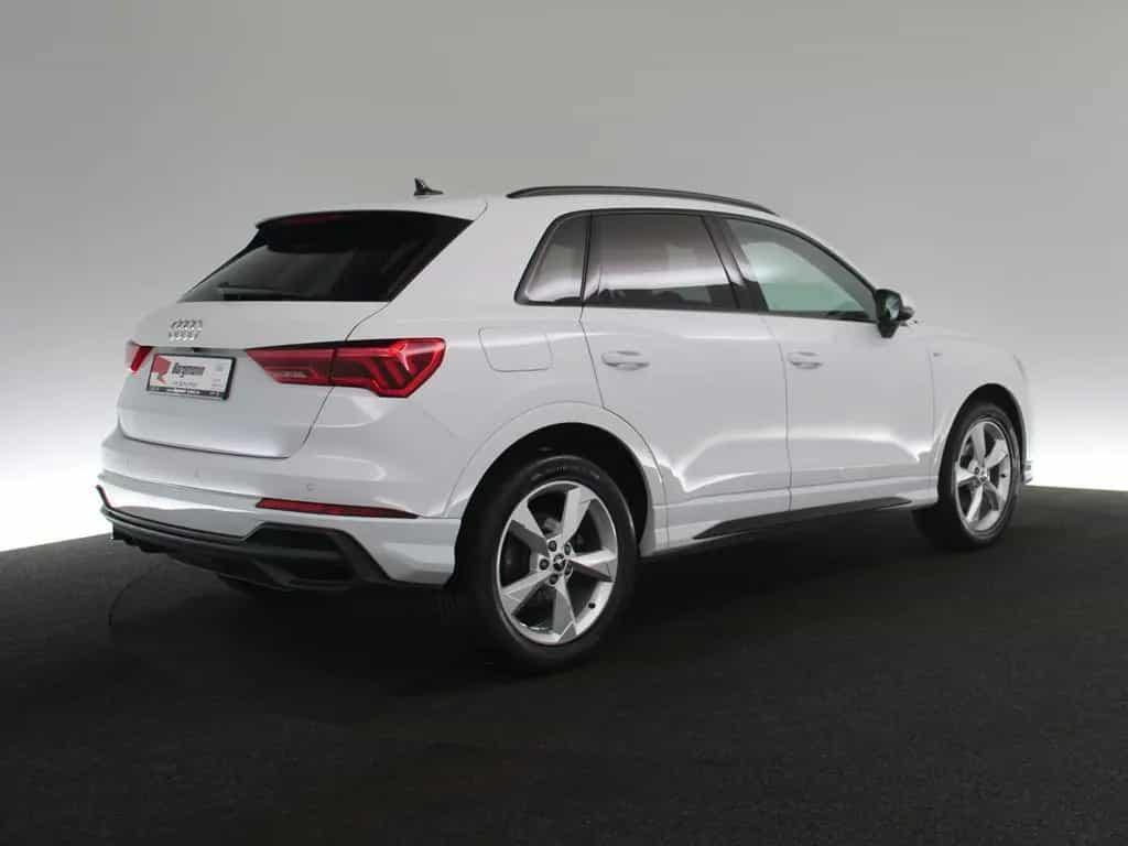 Audi Q3 35 TFSI S line AHK KAMERA SHZ PDC KLIMA 01/2023-photo-3