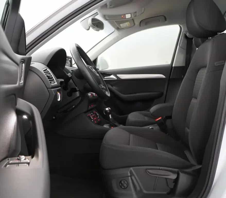 Audi Q3 design quattro 04/2015-photo-15