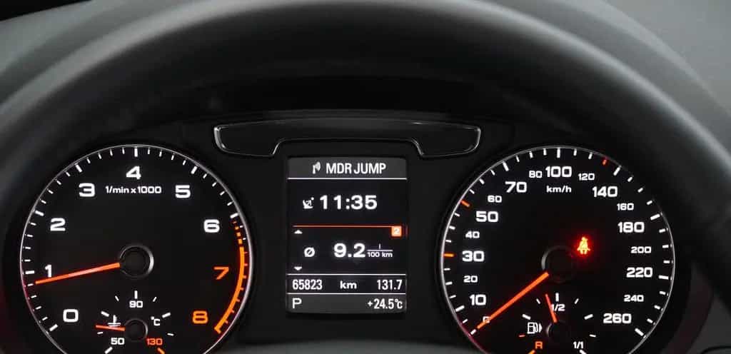 Audi Q3 design quattro 04/2015-photo-21