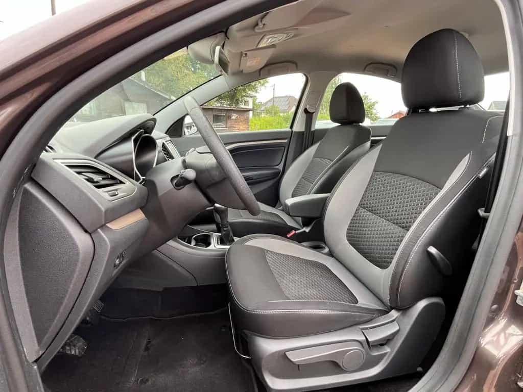 Lada Vesta Luxus *1Hand*Navi*Kamera*Sitzheizung*PDC* 04/2017-photo-12