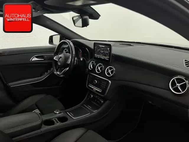 Mercedes-Benz CLA 200 SB AMG NIGHT PEAK EDITION PANO+KAMERA+ 03/2017-photo-15