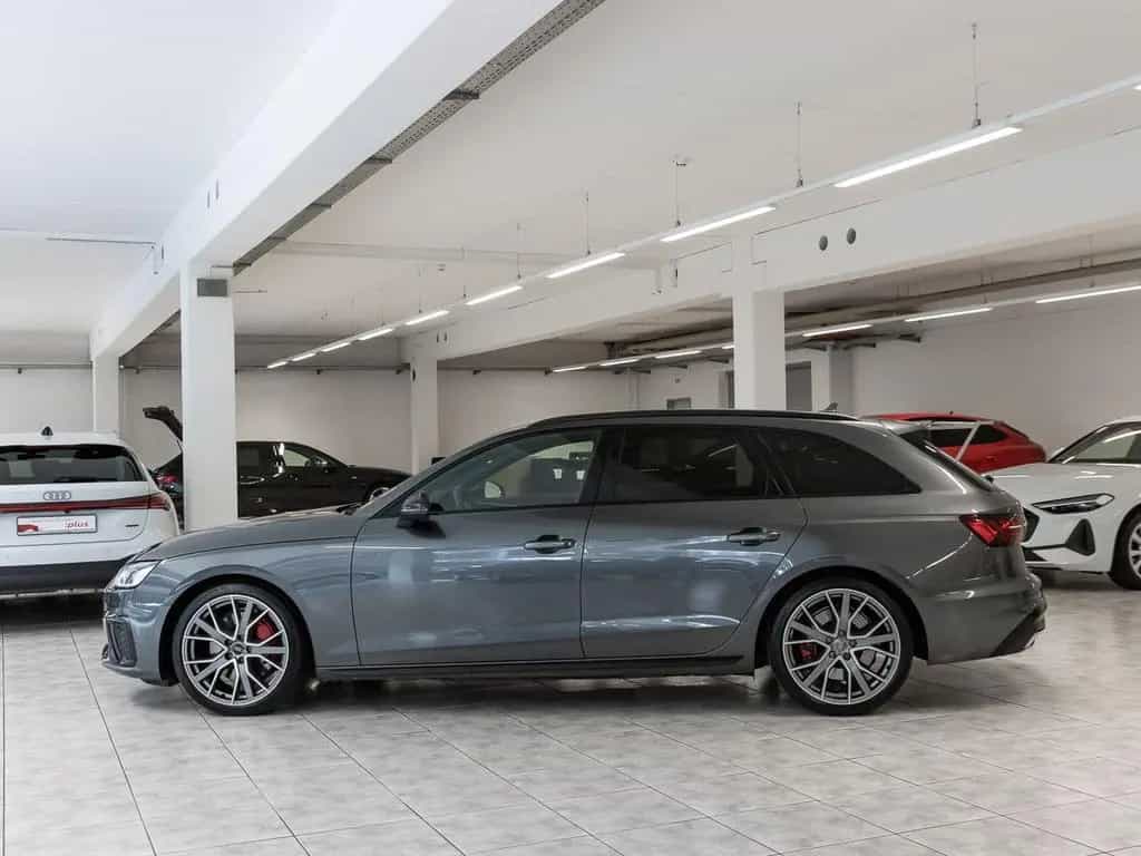 Audi A4 Avant S line 45 TFSI quattro S tronic 06/2020-photo-3