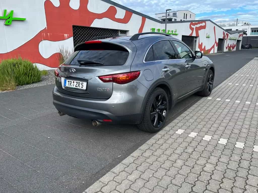 Infiniti QX70 S 30d Ultimate TÜV neu Vollaustattung 04/2015-photo-1