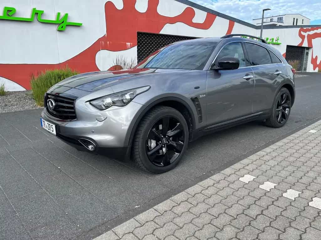 Infiniti QX70 S 30d Ultimate TÜV neu Vollaustattung 04/2015-photo-3