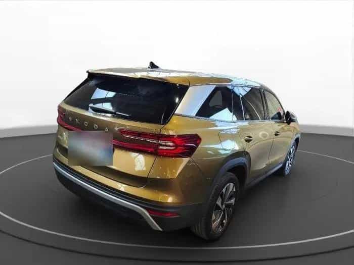 Skoda Kodiaq 1.5 TSI DSG e/TSI Navi RüKa SiHz Keyless 12/2024-photo-2