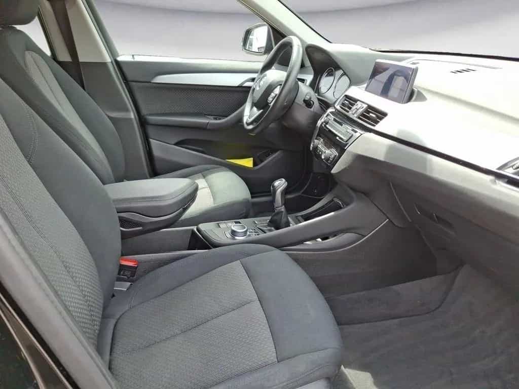 BMW X1 sDrive18d PDC Navi Sitzheizung 03/2021-photo-2