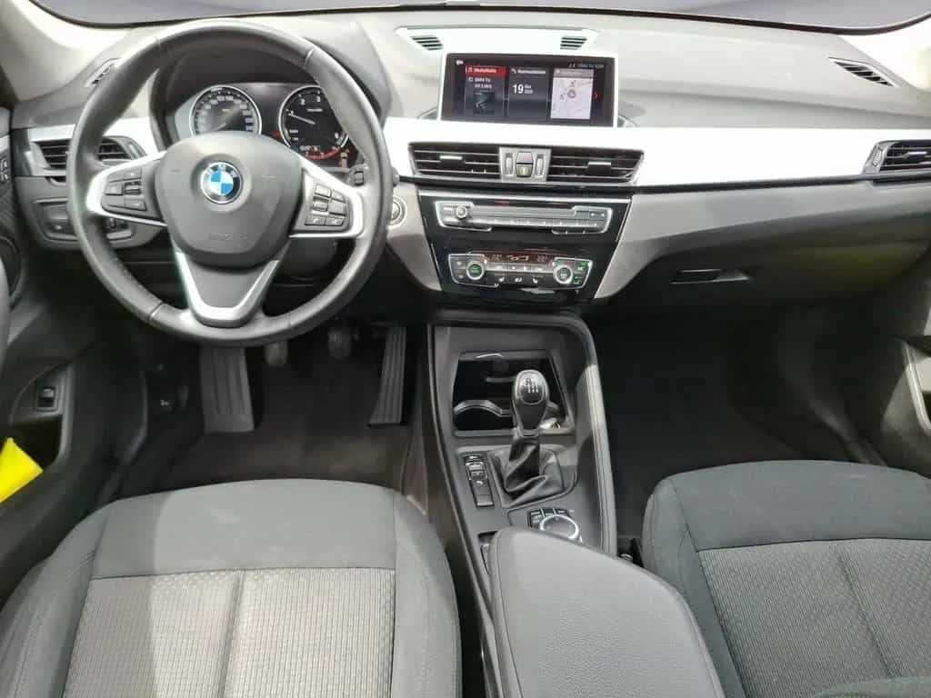 BMW X1 sDrive18d PDC Navi Sitzheizung 03/2021-photo-4