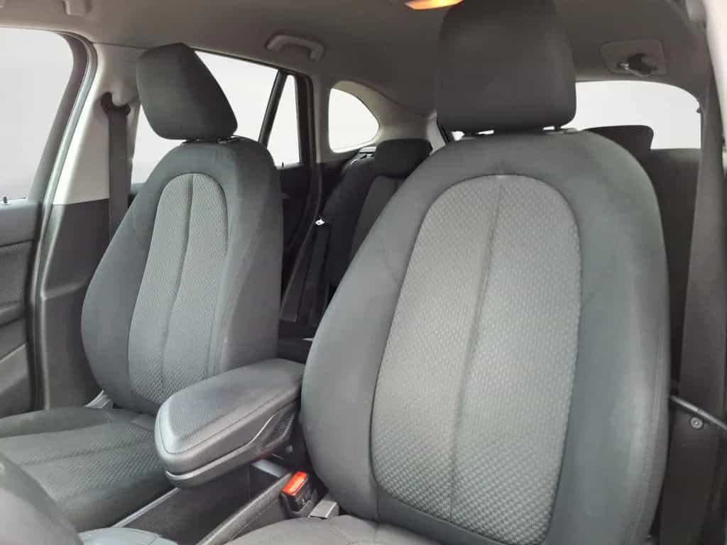 BMW X1 sDrive18d PDC Navi Sitzheizung 03/2021-photo-6