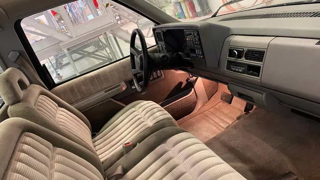 GMC Sierra Stepside 4.3 V6 09/1993-photo-5