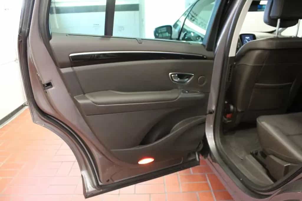 Renault Espace ENERGY TCe 200 EDC Intens 7 Sitzer 11/2016-photo-15