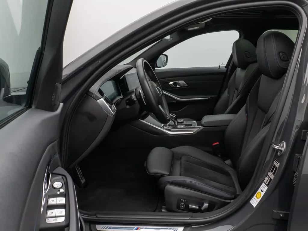 BMW 320 i M Sport Panorama Kamera DAB H/K AHK 19Zoll 04/2022-photo-19