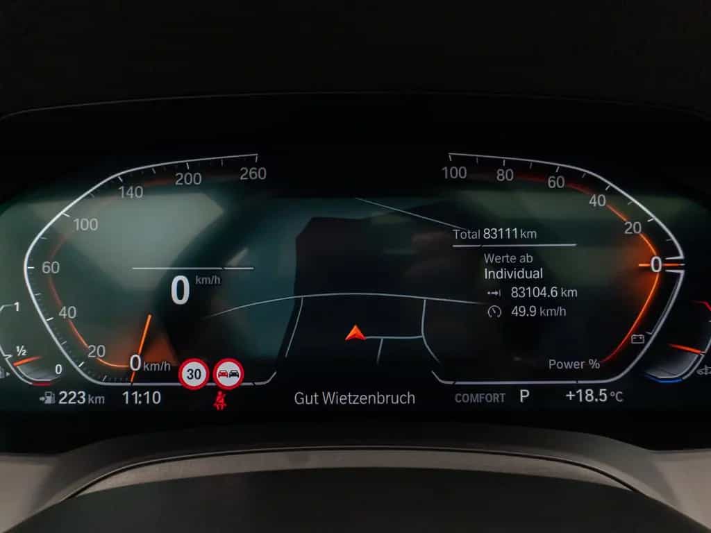 BMW 320 i M Sport Panorama Kamera DAB H/K AHK 19Zoll 04/2022-photo-42