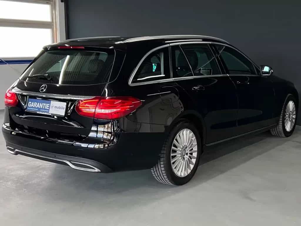Mercedes-Benz C 220 d Exclusive ACC+Lenk Totwinkel ILS AHK 02/2015-photo-4