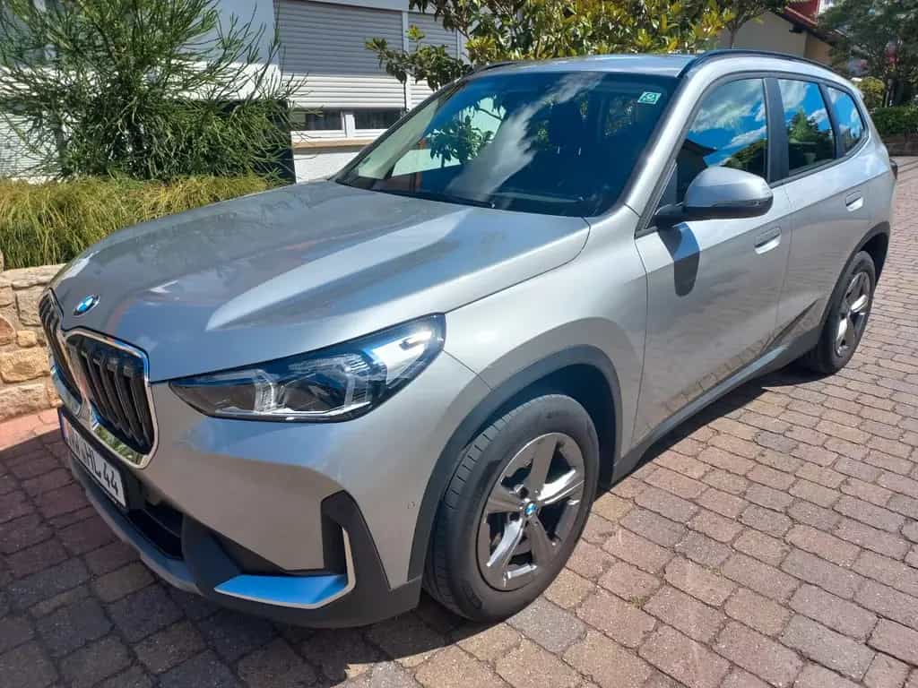 BMW X1 sDrive20i Steptronic - 08/2023-photo-4
