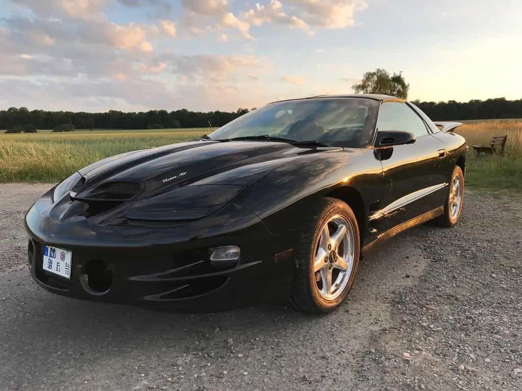 Pontiac Trans Am WS6 Targa mit 6-Gang Schaltung 07/2001-photo-1