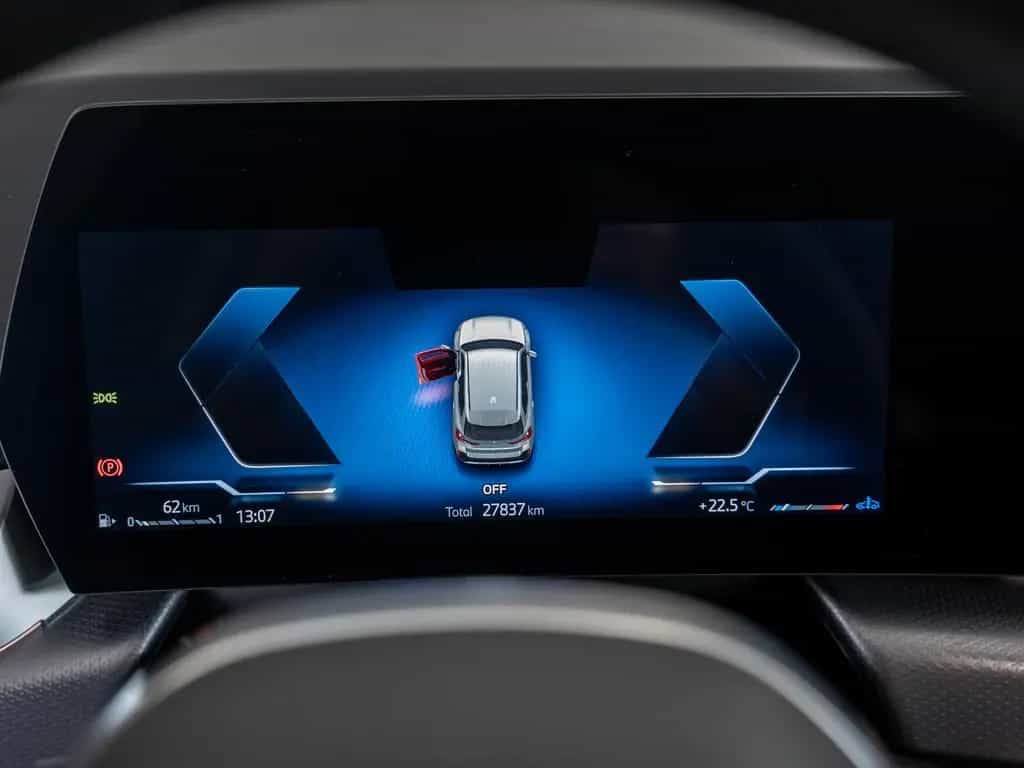BMW X1 sDrive 20i M-Sport LED NAVI KAMERA SHZ PDC 06/2024-photo-13