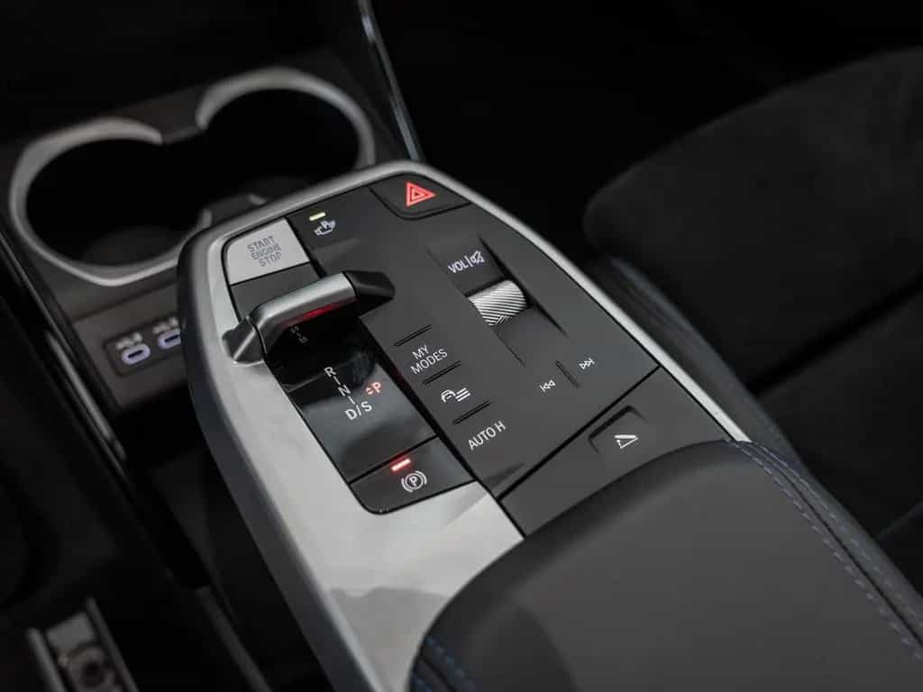 BMW X1 sDrive 20i M-Sport LED NAVI KAMERA SHZ PDC 06/2024-photo-19