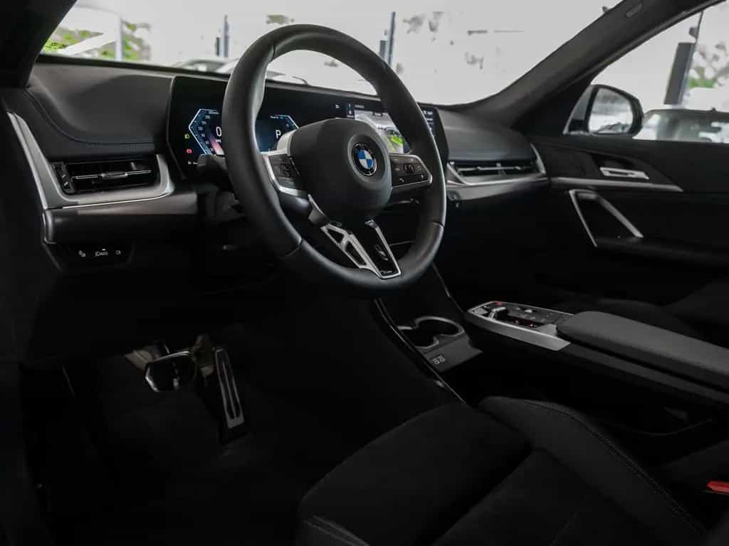 BMW X1 sDrive 20i M-Sport LED NAVI KAMERA SHZ PDC 06/2024-photo-23