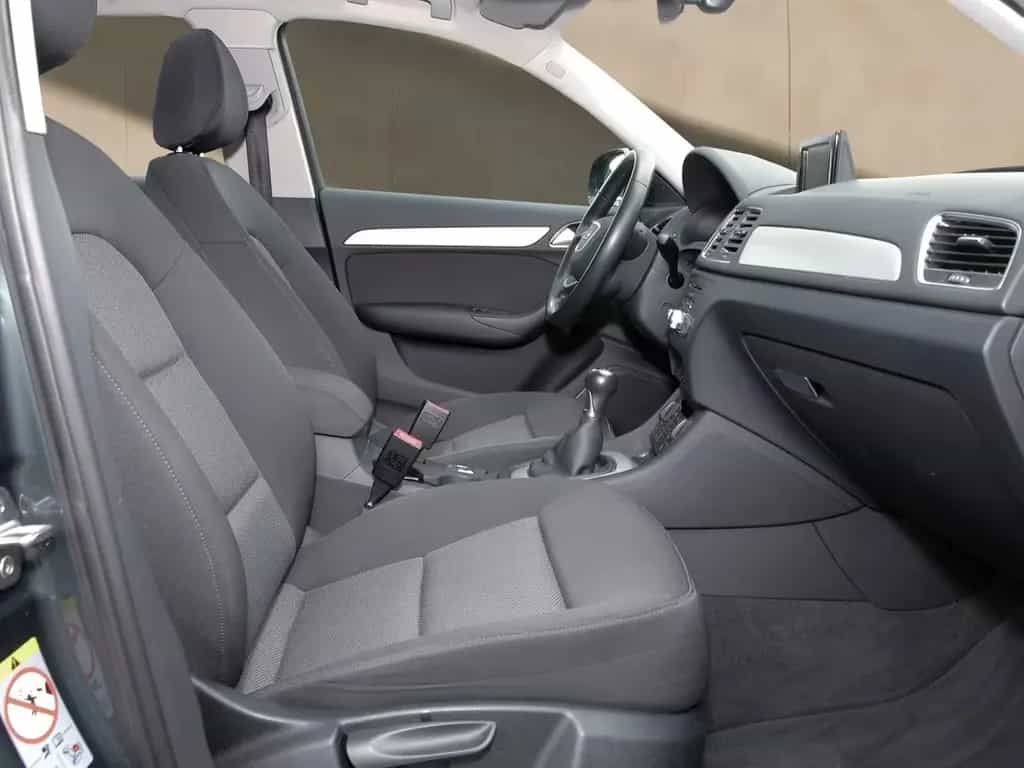 Audi Q3 1.4 TFSI NAVI*PDC*SHZ*KLIMAA 07/2018-photo-9