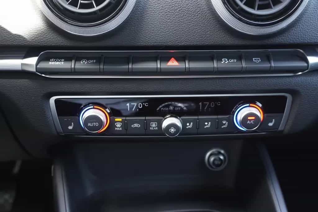 Audi A3 Sportback 1.5 basis LED Navi Kamera Bluetooth 07/2018-photo-15