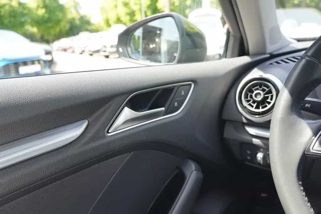Audi A3 Sportback 1.5 basis LED Navi Kamera Bluetooth 07/2018-photo-24