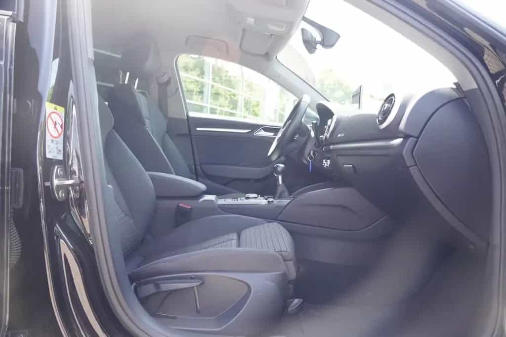 Audi A3 Sportback 1.5 basis LED Navi Kamera Bluetooth 07/2018-photo-28
