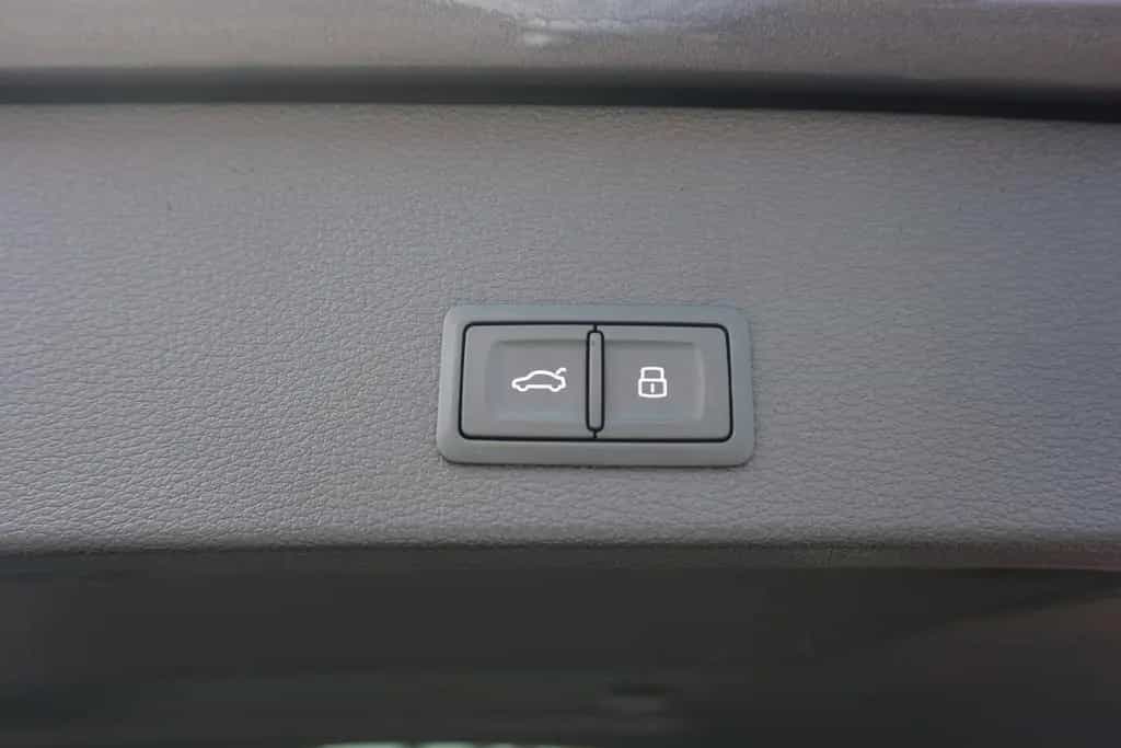 Audi Q2 1.4 TFSI S-Line LED Navi B&O Virtual Cockpit 07/2018-photo-28