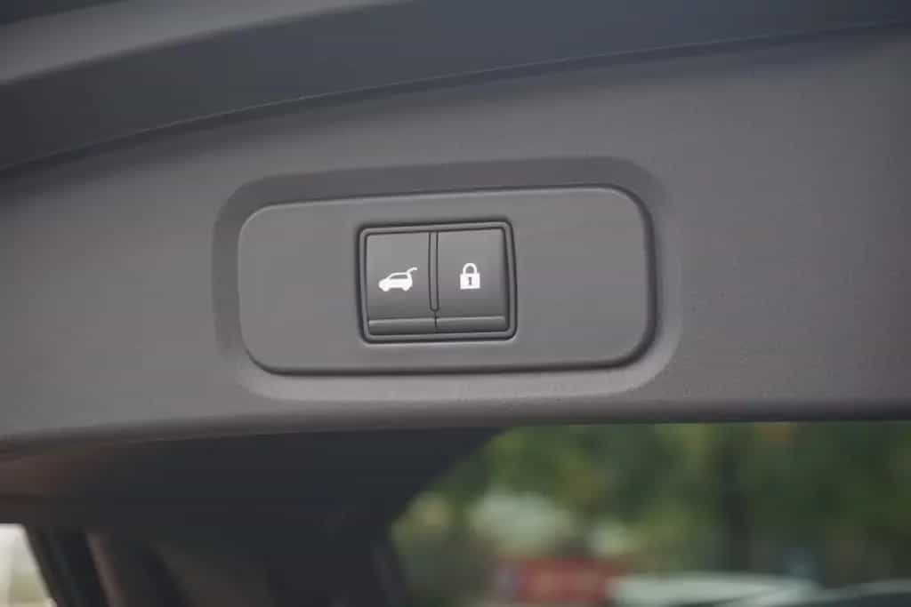 Nissan Qashqai 1.3 DIG-T MHEV 4x4 Tekna LED ACC 360° 08/2022-photo-41