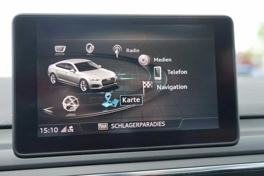 Audi A5 Sportback 2.0 TFSI Bi-Xenon Navi Sitzheizung 06/2017-photo-21