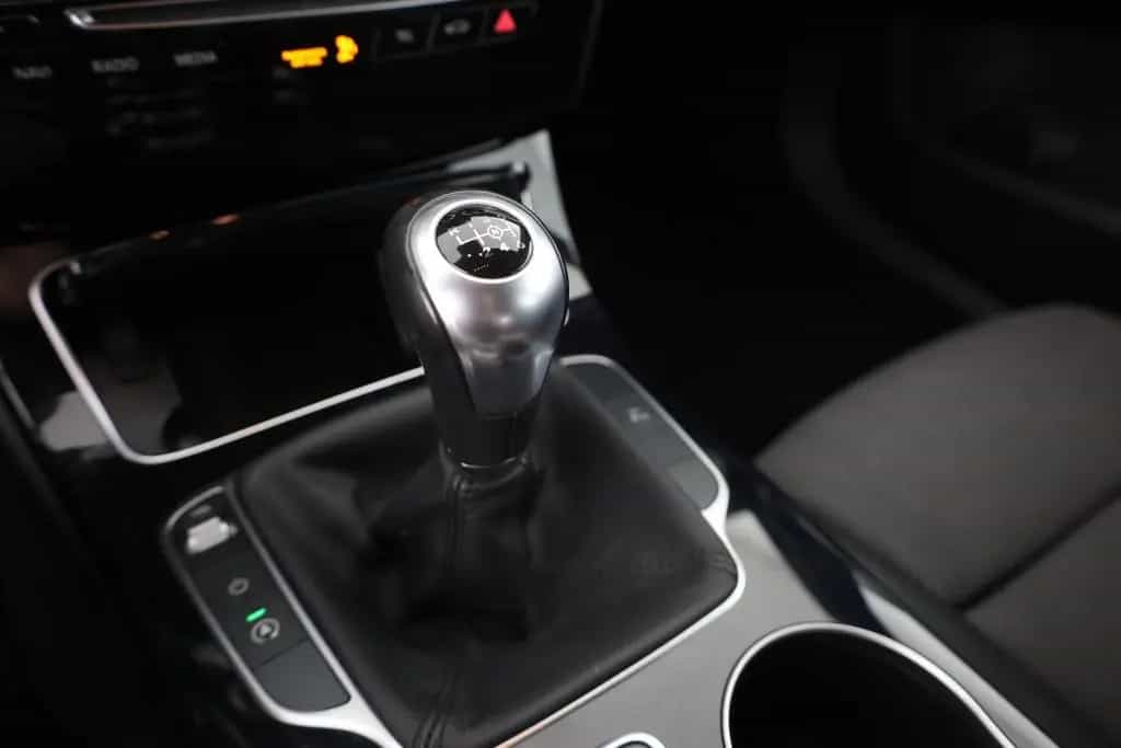 Mercedes-Benz C 180 T Avantgarde LED Navi Sitzheizung PDC 06/2017-photo-13