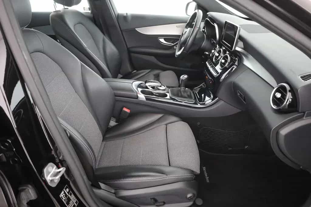 Mercedes-Benz C 180 T Avantgarde LED Navi Sitzheizung PDC 06/2017-photo-23