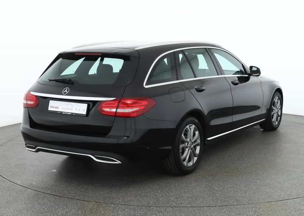 Mercedes-Benz C 180 T Avantgarde LED Navi Sitzheizung PDC 06/2017-photo-4