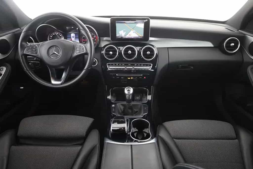 Mercedes-Benz C 180 T Avantgarde LED Navi Sitzheizung PDC 06/2017-photo-8