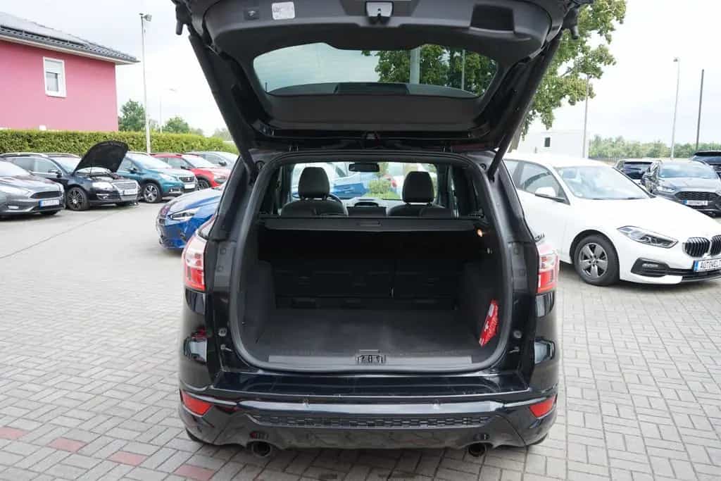Ford Kuga ST-Line 03/2019-photo-10