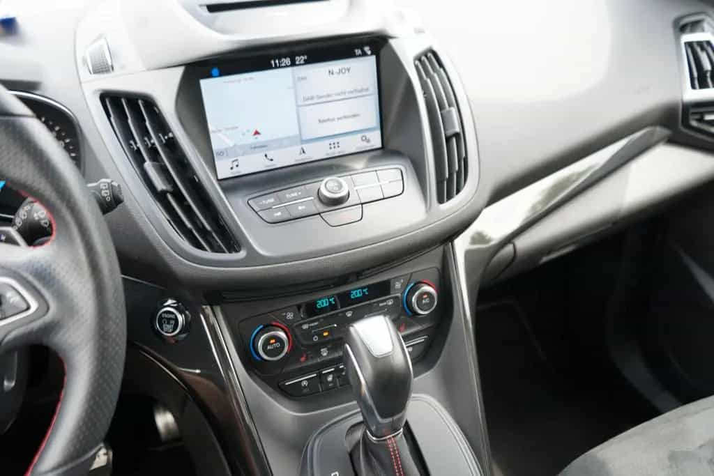 Ford Kuga ST-Line 03/2019-photo-15