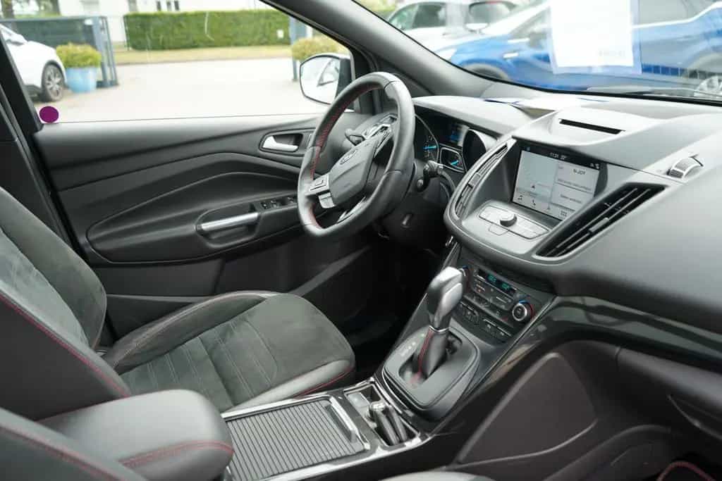 Ford Kuga ST-Line 03/2019-photo-18