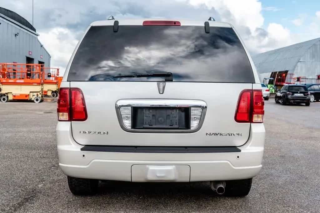 Lincoln Navigator 02/2005-photo-4