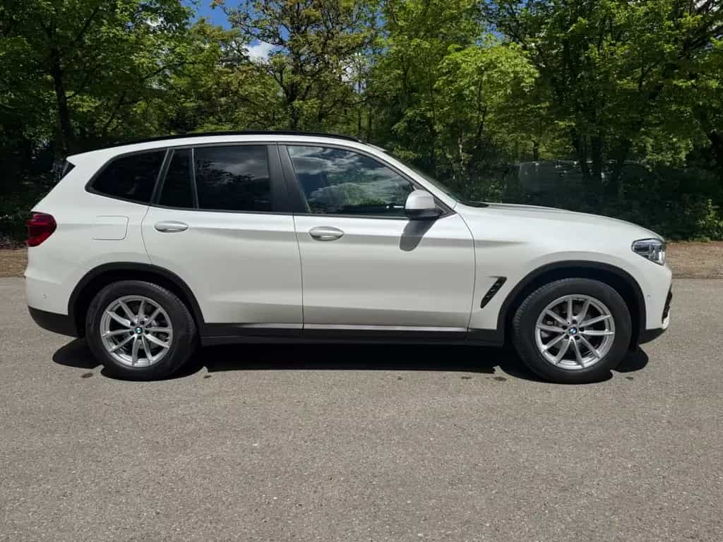BMW X3 xDrive 20 d Advantage Leder/ HUD Scheckheft 11/2019-photo-2