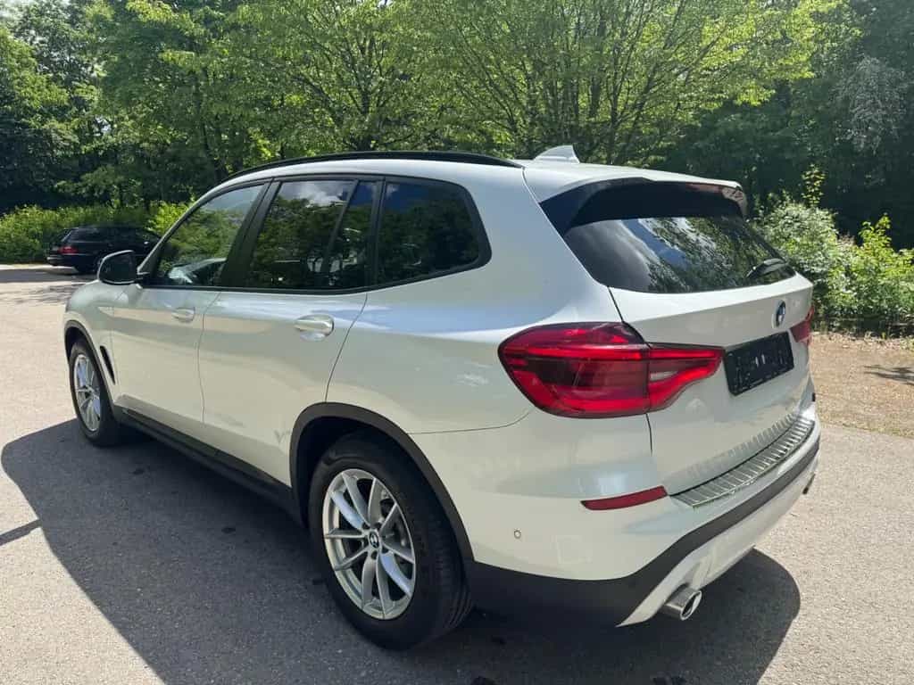 BMW X3 xDrive 20 d Advantage Leder/ HUD Scheckheft 11/2019-photo-6