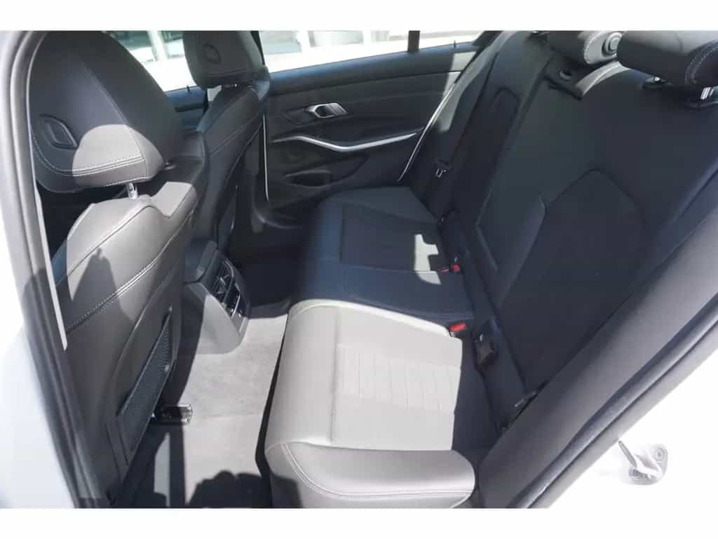BMW 320 d Sport Line Lim Aut. GLASDACH+KLIMA+SHZG+KO 03/2022-photo-8